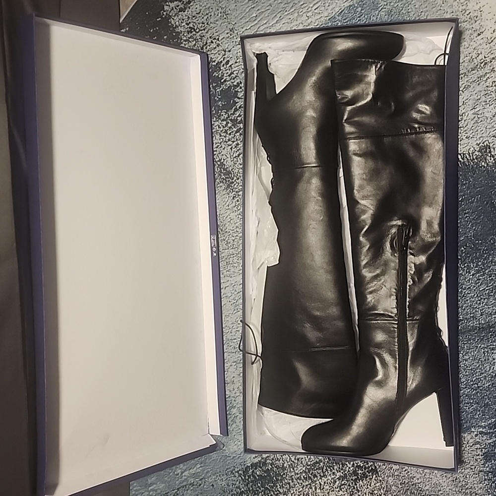 Stuart Weitzman Tall Black Leather Boots 10 / 10B